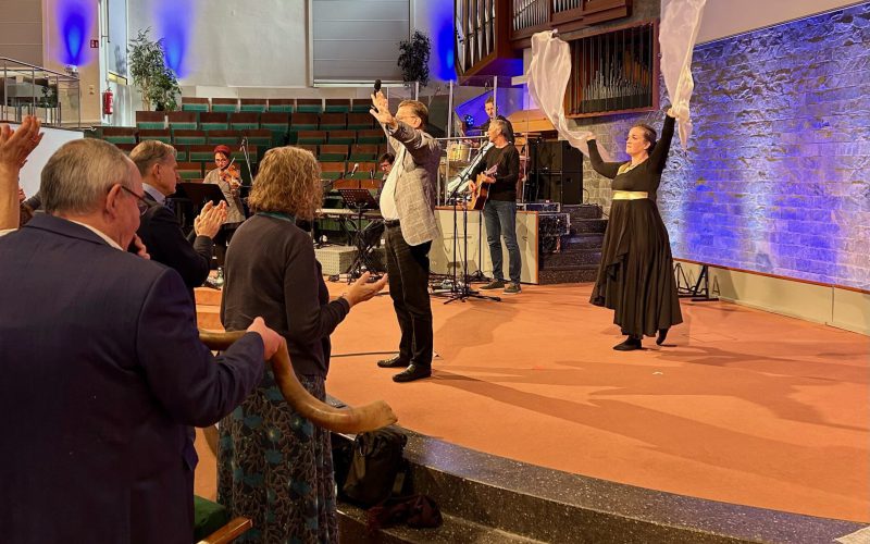 DF34B5A2-2B76-4B59-ADF4-E04A7B05616A_1_201_a-1